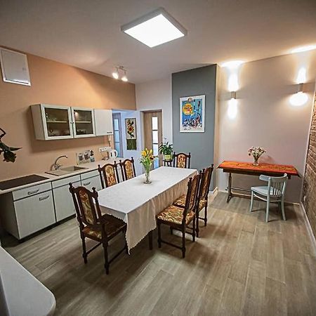 Apartament Rynek レシナ エクステリア 写真